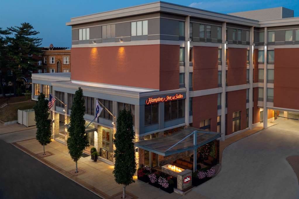 Hampton Inn and Suites Clayton/St Louis-Galleria Area, Hotel in University City