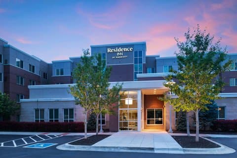 Residence Inn Omaha Aksarben Village, Hotel in Ralston