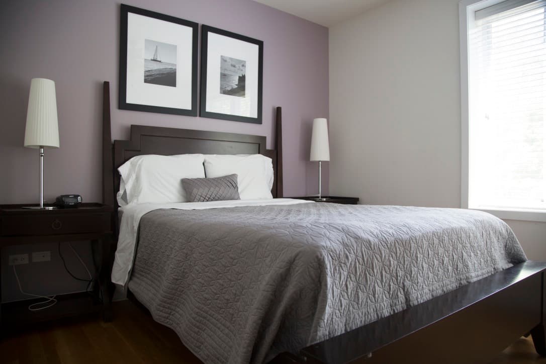 The Flats at Loyola Station, Hotel in Rogers Park