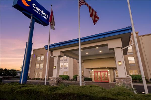 Comfort Inn & Suites Allen Park - Dearborn, Hotel in Melvindale
