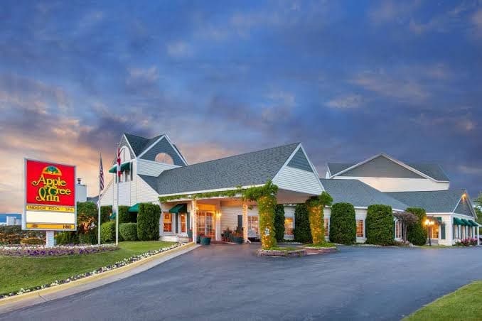 Apple Tree Inn, Hotel in Petoskey