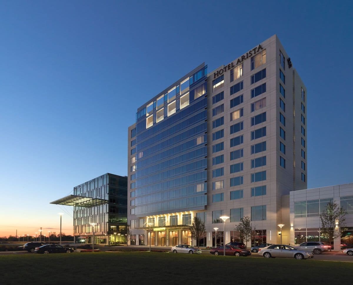 Hotel Arista, Hotel in Warrenville