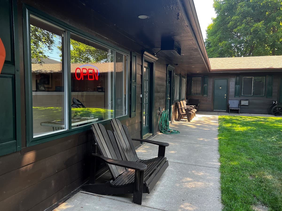 Coach House Inn, Motel in Petoskey