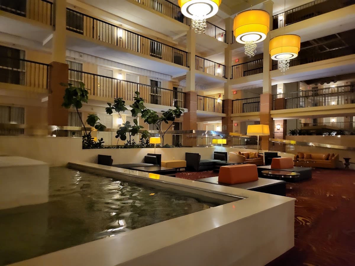 Embassy Suites by Hilton Cleveland Beachwood, Hotel in Beachwood