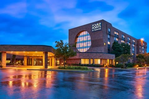 Four Points by Sheraton Milwaukee North Shore, Hotel in Brown Deer