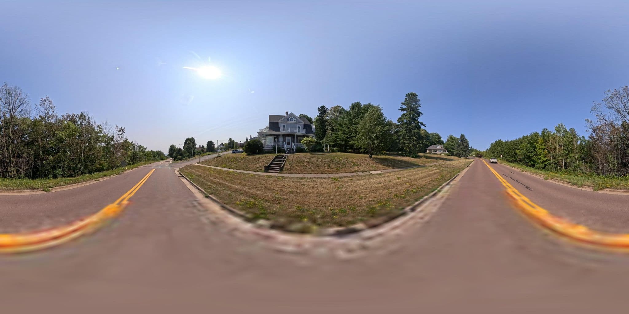Street view near Hale House, Washburn — © cartographer (CC BY-SA · Mapillary)