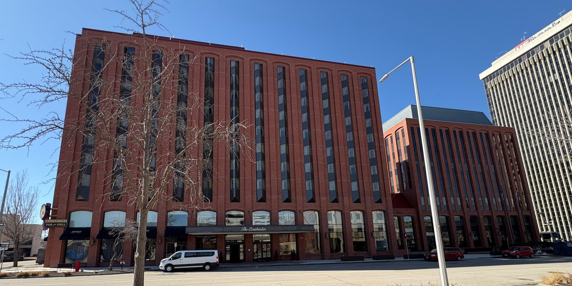 The Lincoln Marriott Cornhusker Hotel (via Wikimedia Commons, CC BY 4.0)