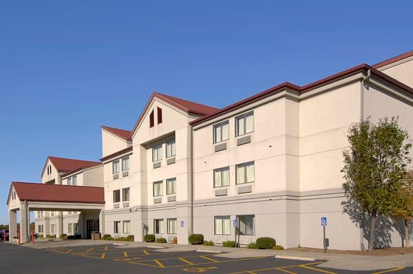 Red Roof Inn St Louis - Troy, IL, Hotel in Glen Carbon