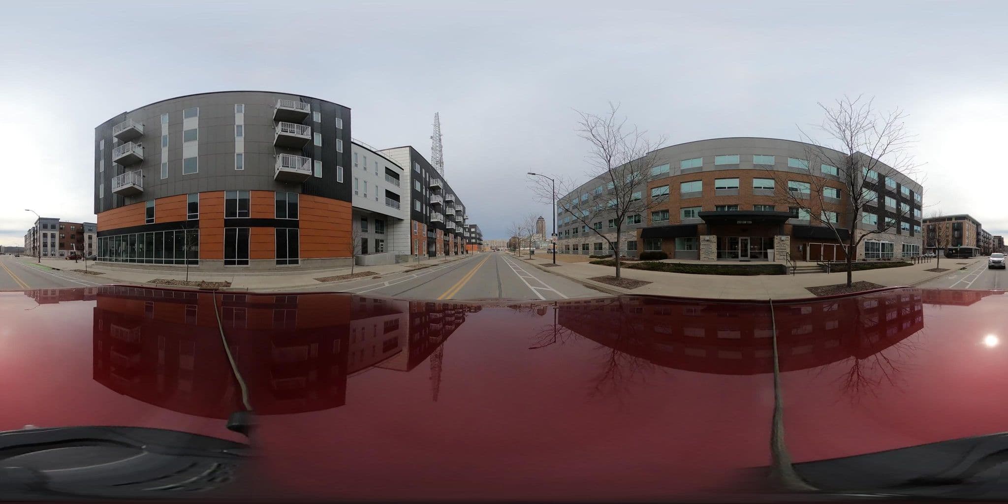 Street view near Holiday Inn Express & Suites, Des Moines — © Hopen111 (CC BY-SA · Mapillary)