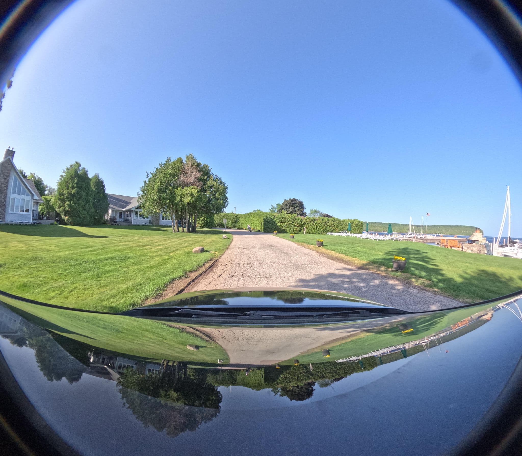 Street view near Bayview Resort, Menominee — © theman (CC BY-SA · Mapillary)