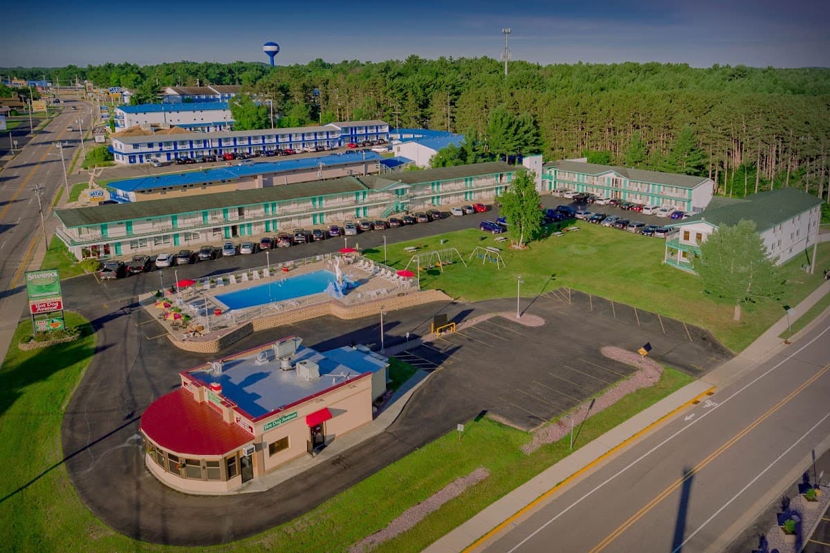 Shamrock Motel, Motel in Lake Delton