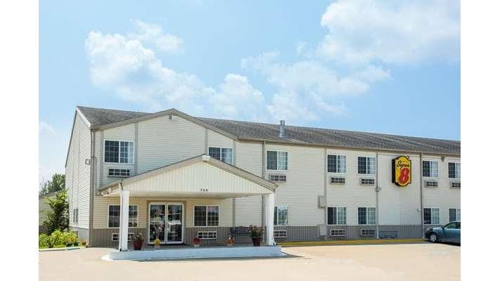 Super 8 by Wyndham Sweet Springs, Motel in Sweet Springs