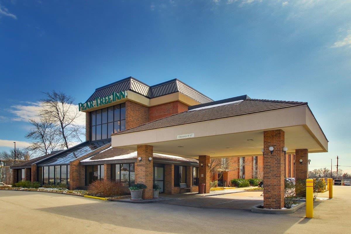 Pear Tree Inn St. Louis Airport, Hotel in Saint Ann