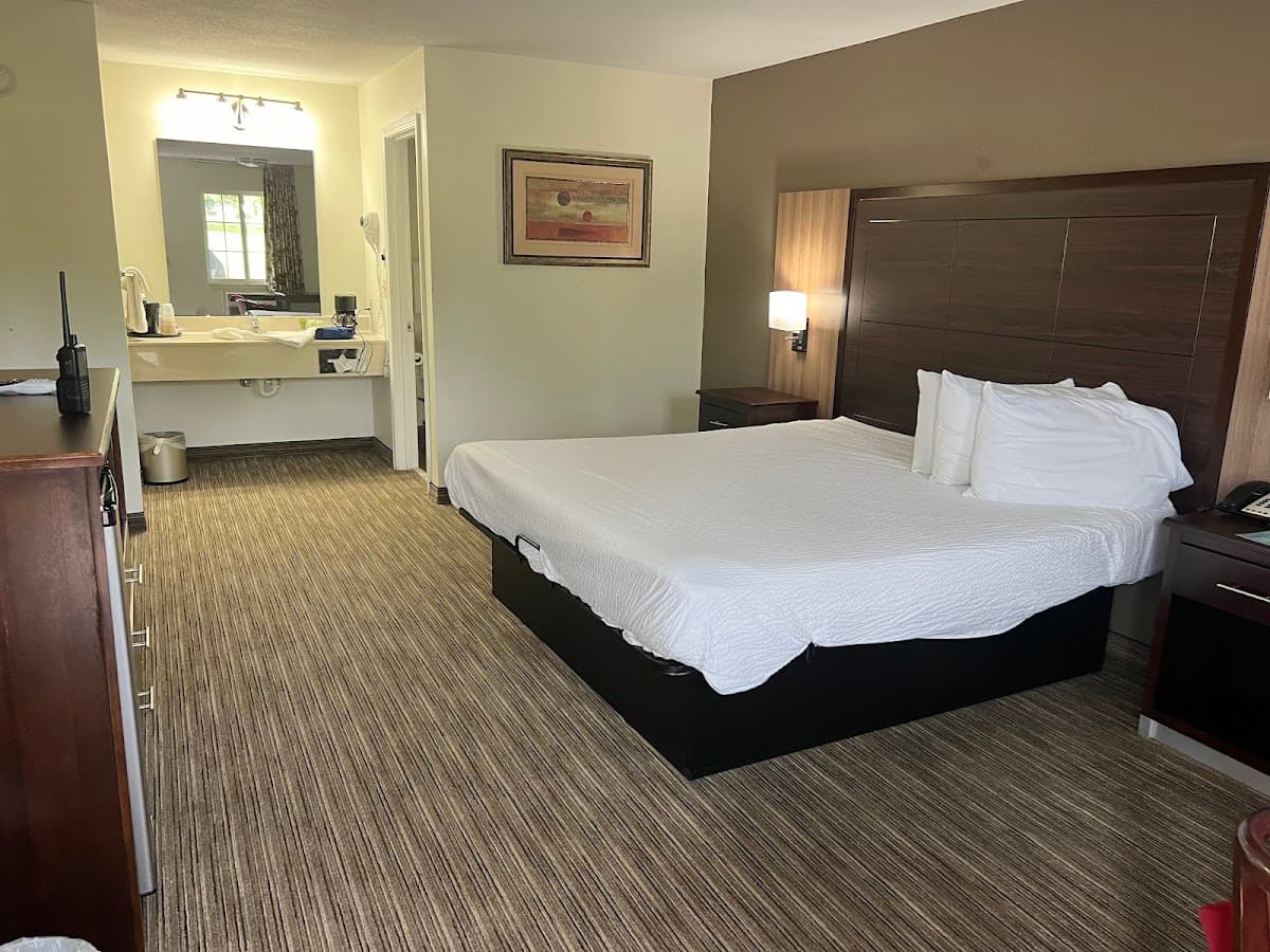 Madison Inn Lodge, Motel in Fredericktown