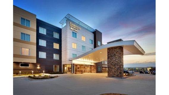 Fairfield Inn & Suites Springfield North, Hotel in Springfield