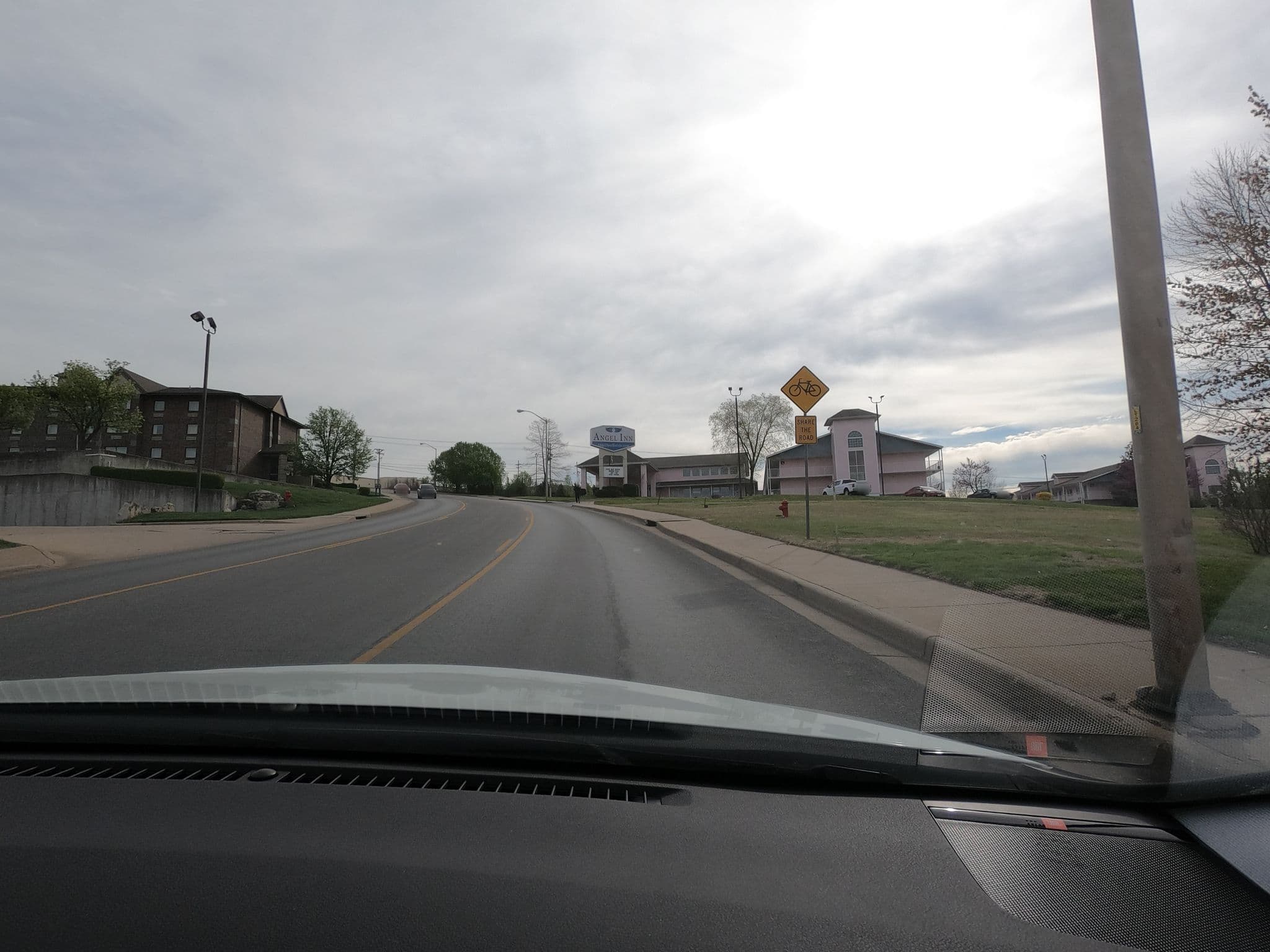 Street view near Green Gables Inn, Branson