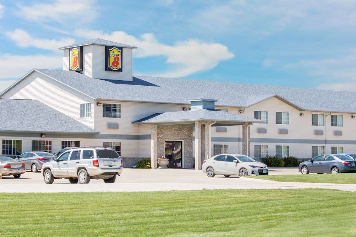Super 8 by Wyndham Carroll/East, Motel in Carroll