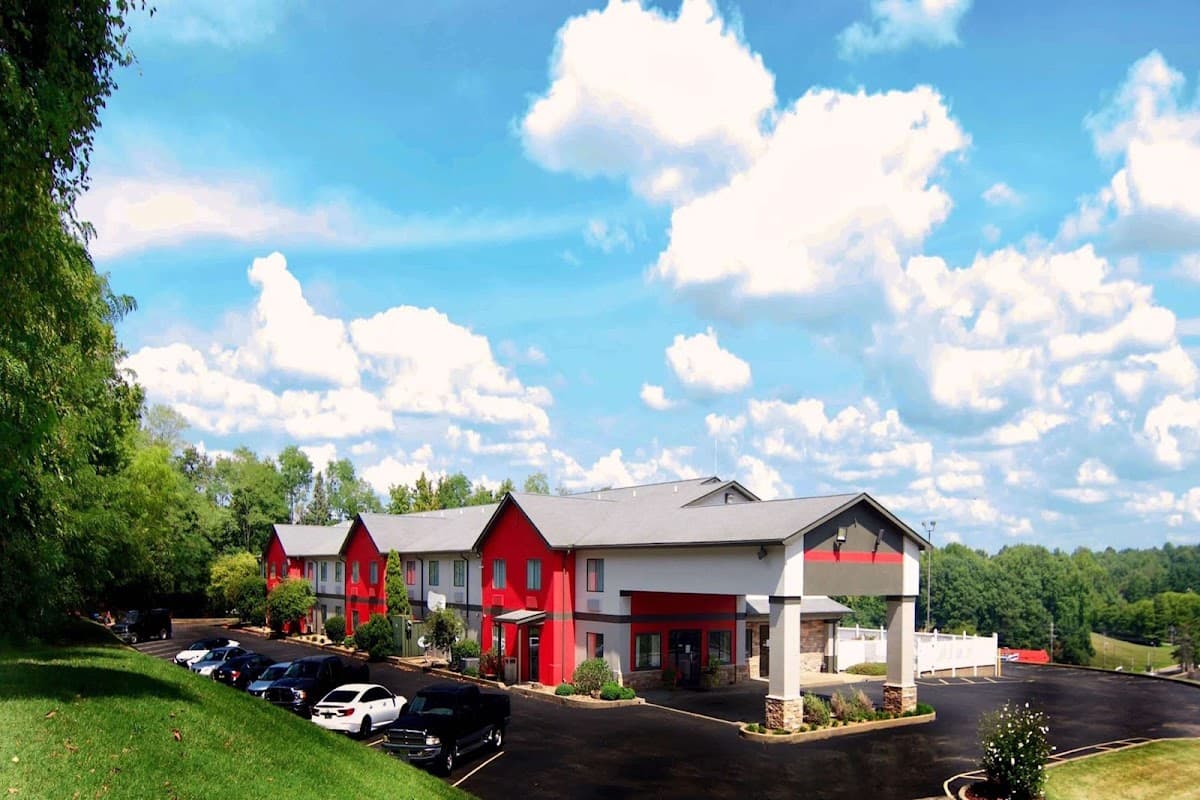 Ramada Limited Tell City, Hotel in Tell City