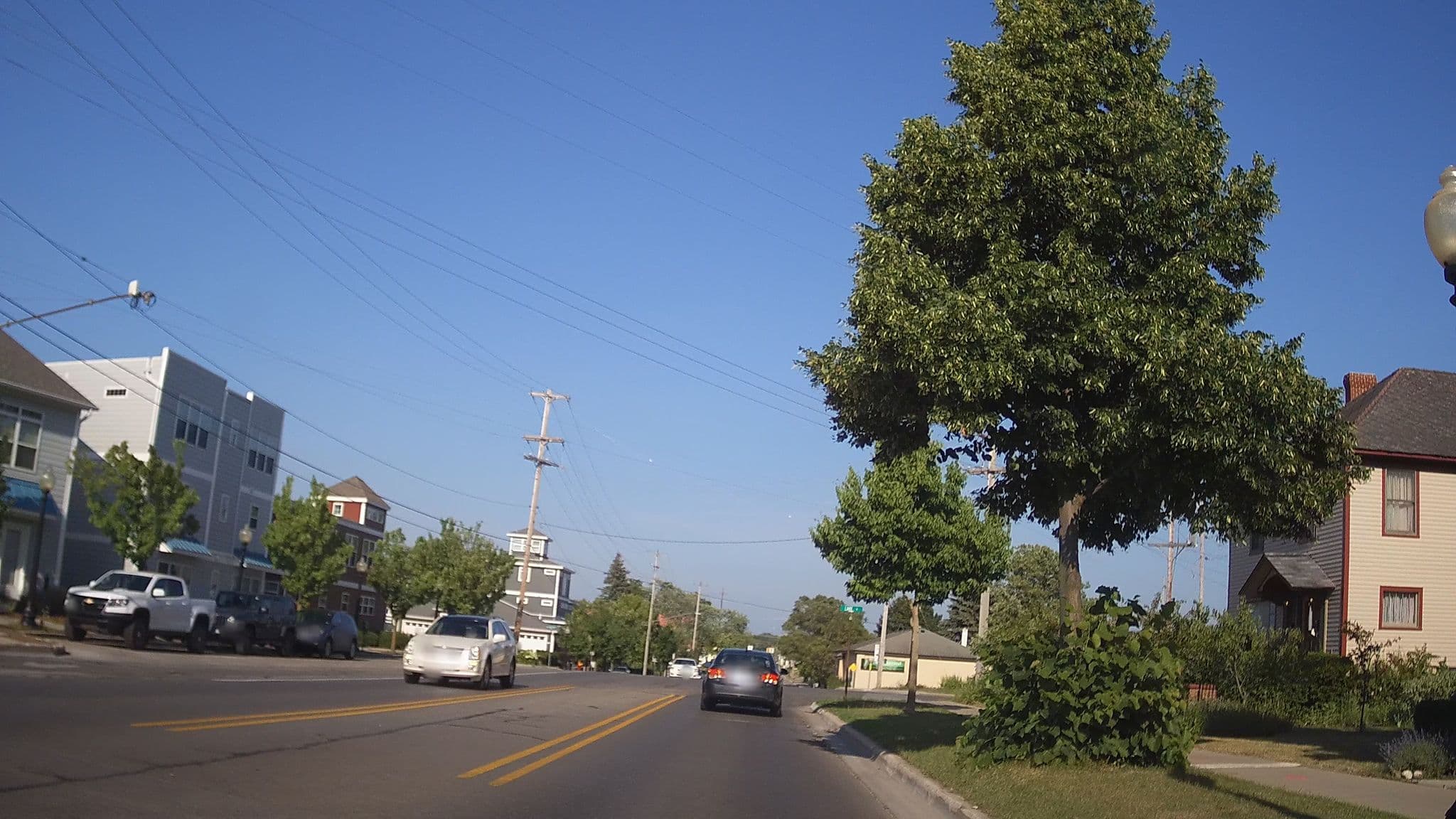 Street view near Oviatt House, Traverse City — © markscalf (CC BY-SA · Mapillary)