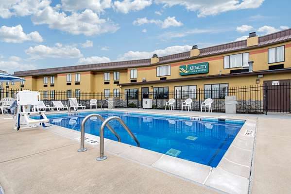 Quality Inn & Suites Brownsburg - Indianapolis West, Hotel in Brownsburg
