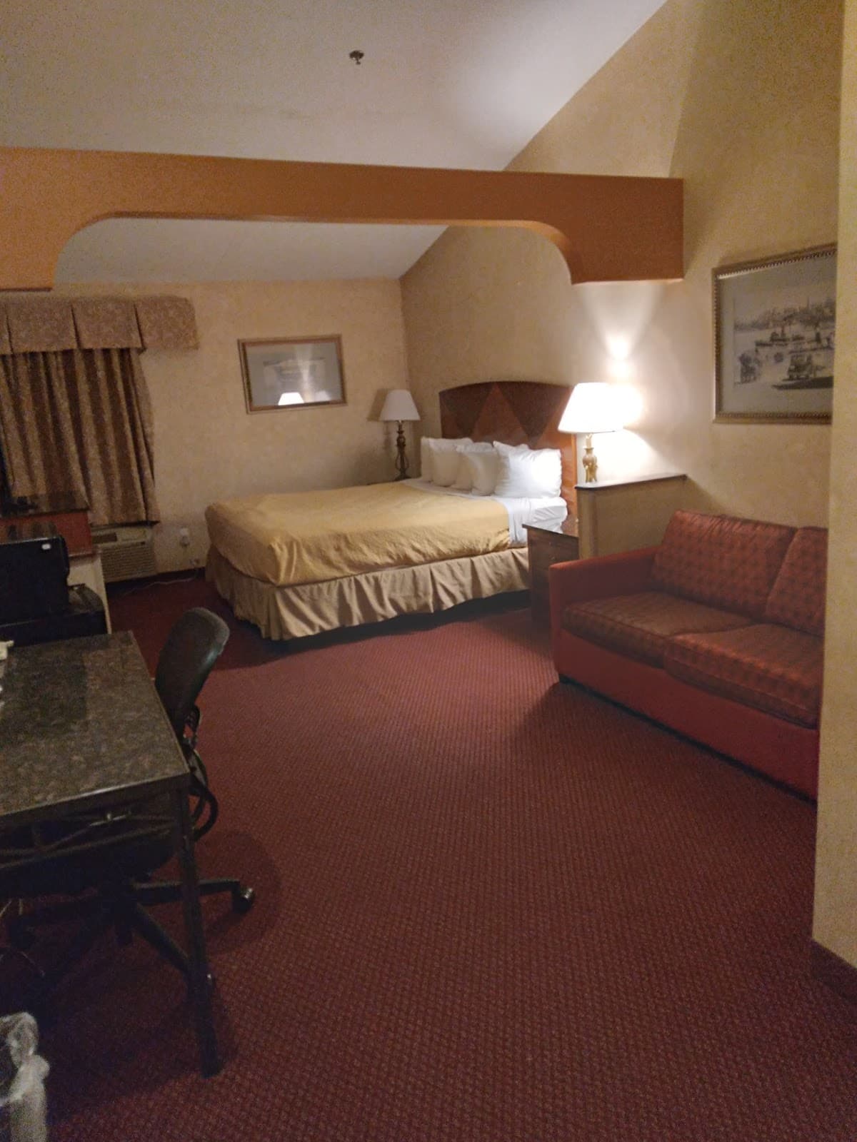 Victory Suites, Hotel in Madison Heights