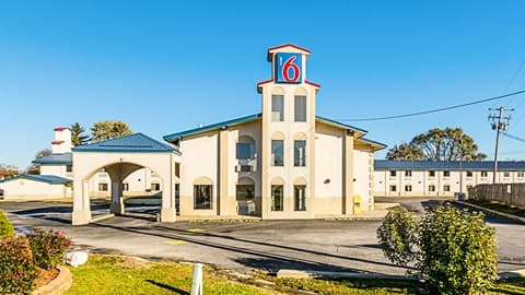 Motel 6 Urbana, IL, Motel in Urbana