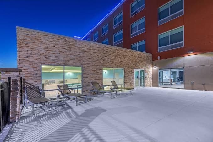 Holiday Inn Express, Hotel in Parsons