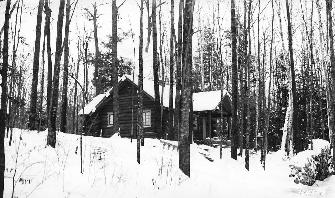 Franklin Lake Campground (via Wikimedia Commons, Public domain)