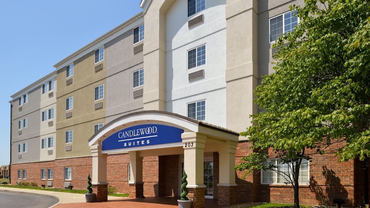 Candlewood Suites Bloomington-Normal, Hotel in Normal