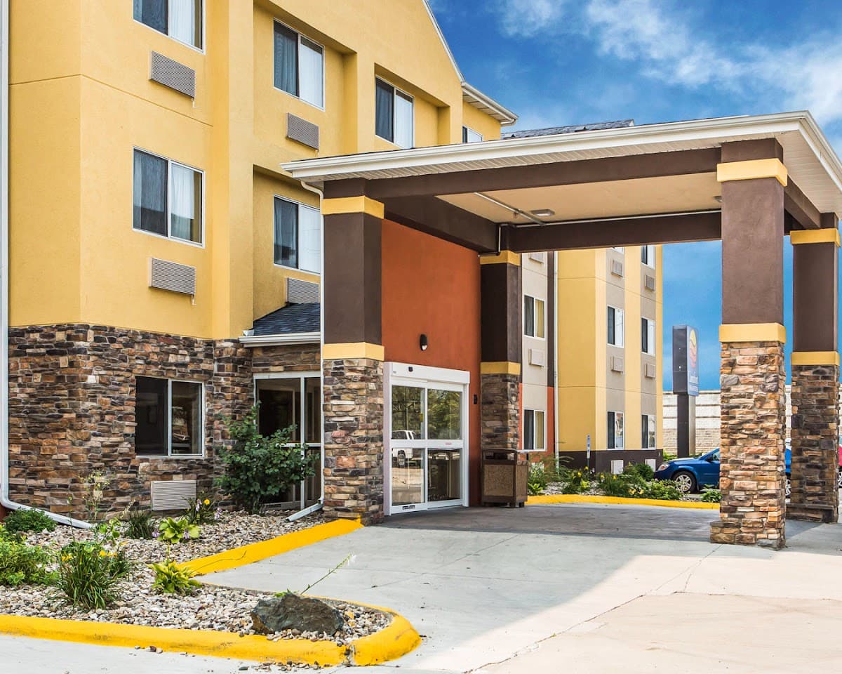 Comfort Inn & Suites Waterloo - Cedar Falls, Hotel in Evansdale