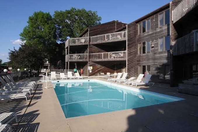West Oaks Resort & Condominiums, Hotel in Arnolds Park