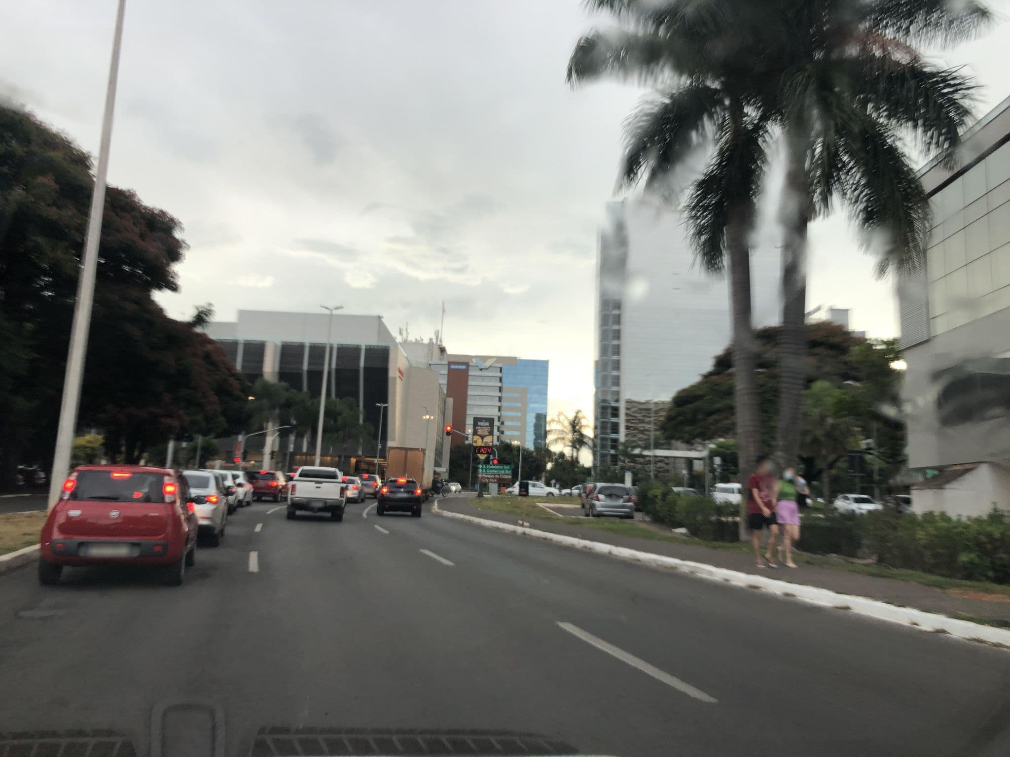 Street view near Naoum Express Hotel, Plano Piloto — © alantiagofelipe (CC BY-SA · Mapillary)