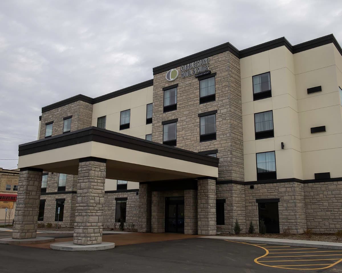 Cobblestone Hotel & Suites - Two Rivers, Hotel in Two Rivers