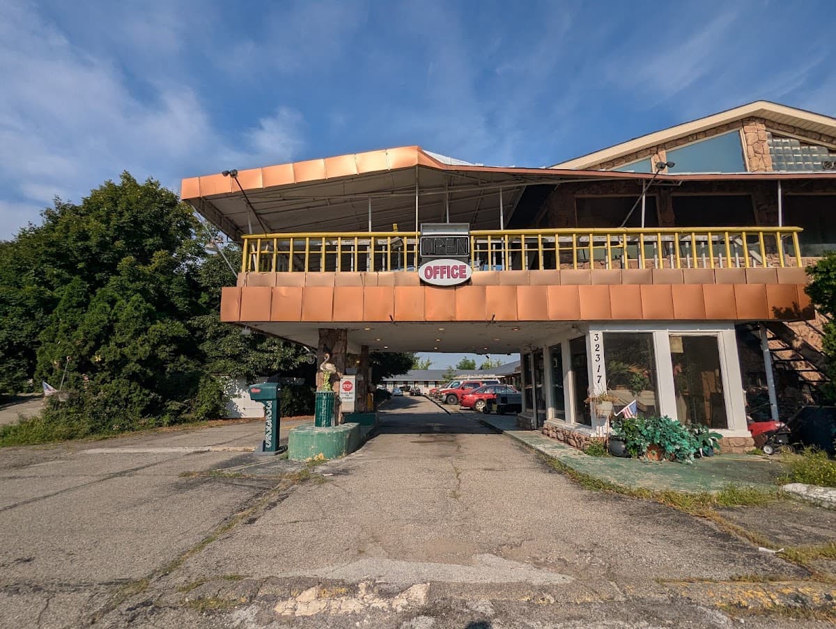 Flamingo Motel, Motel in Fraser