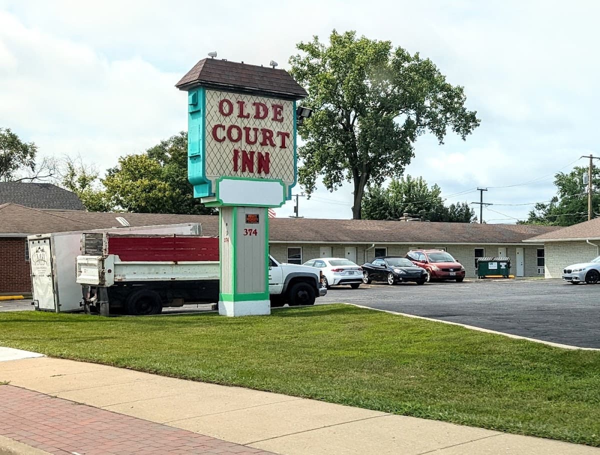 Olde Court Inn, Motel in Wheeling
