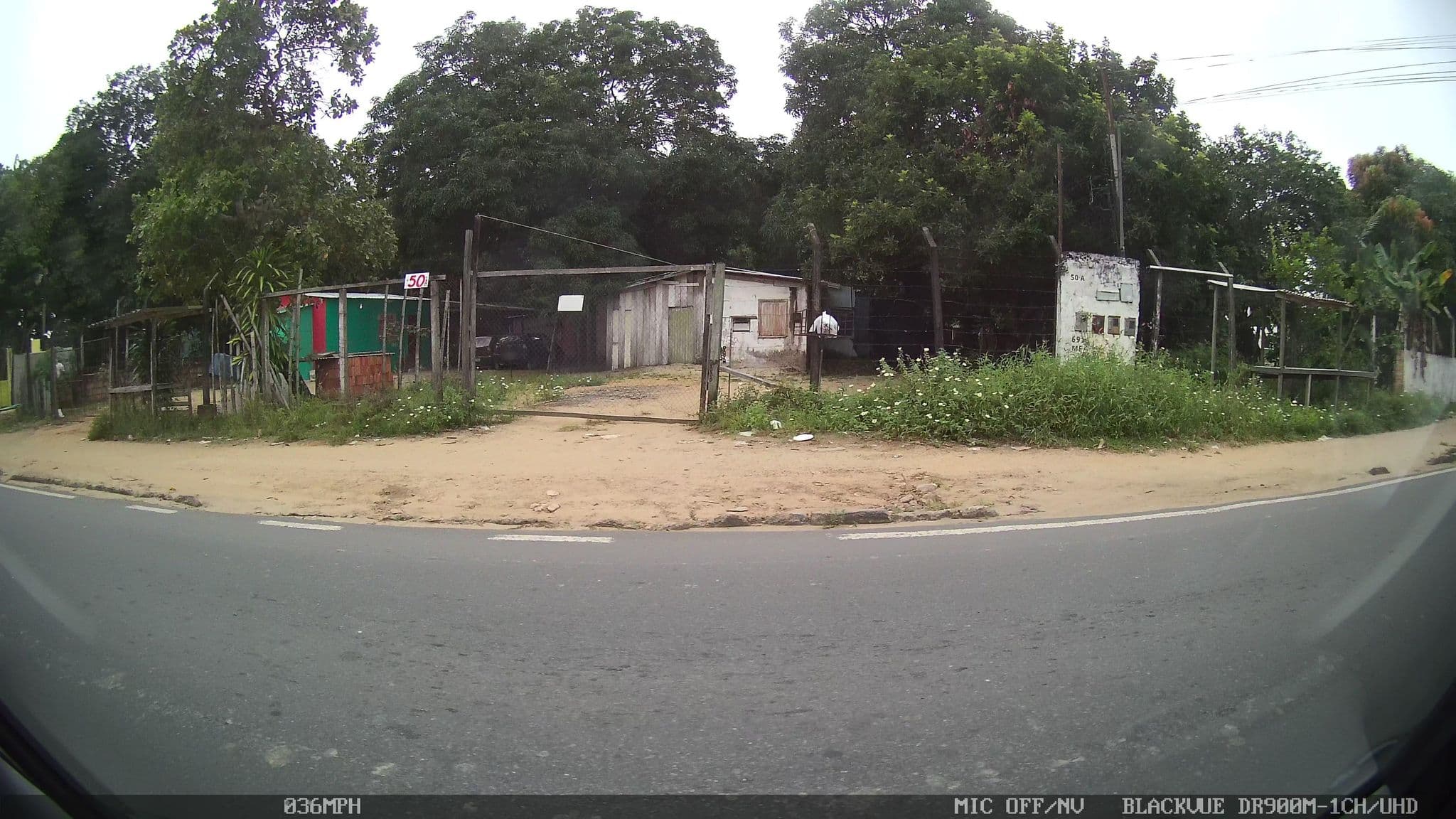 Street view near Chácara Abraço Verde, Manaus — © kaart_1 (CC BY-SA · Mapillary)