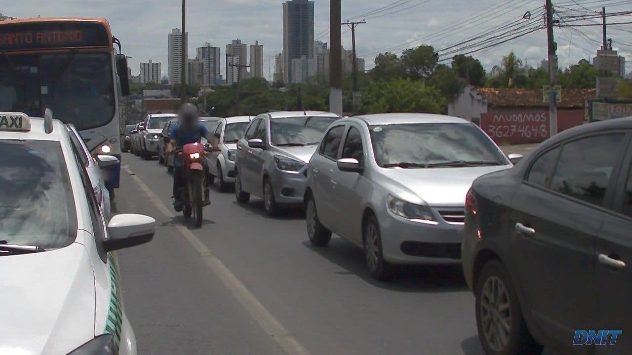 Street view near Delcas Hotel, Cuiabá — © dnitgeo (CC BY-SA · Mapillary)