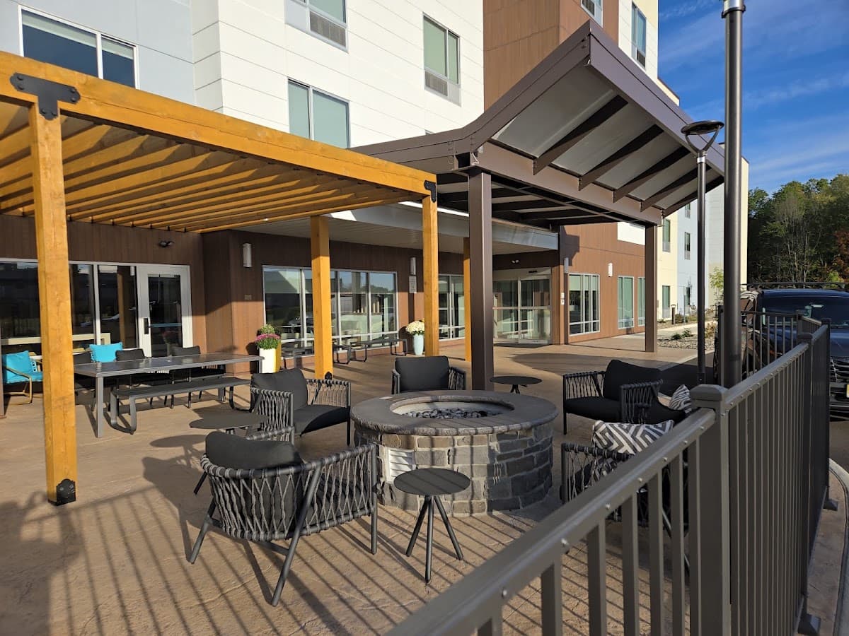 TownePlace Suites Youngstown North, Hotel in Girard