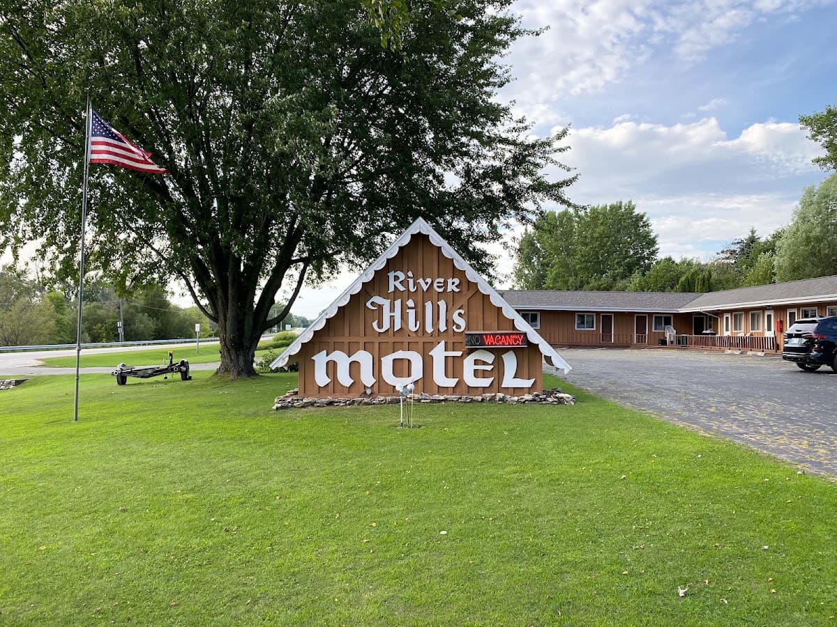 River Hills Motel, Motel in Algoma