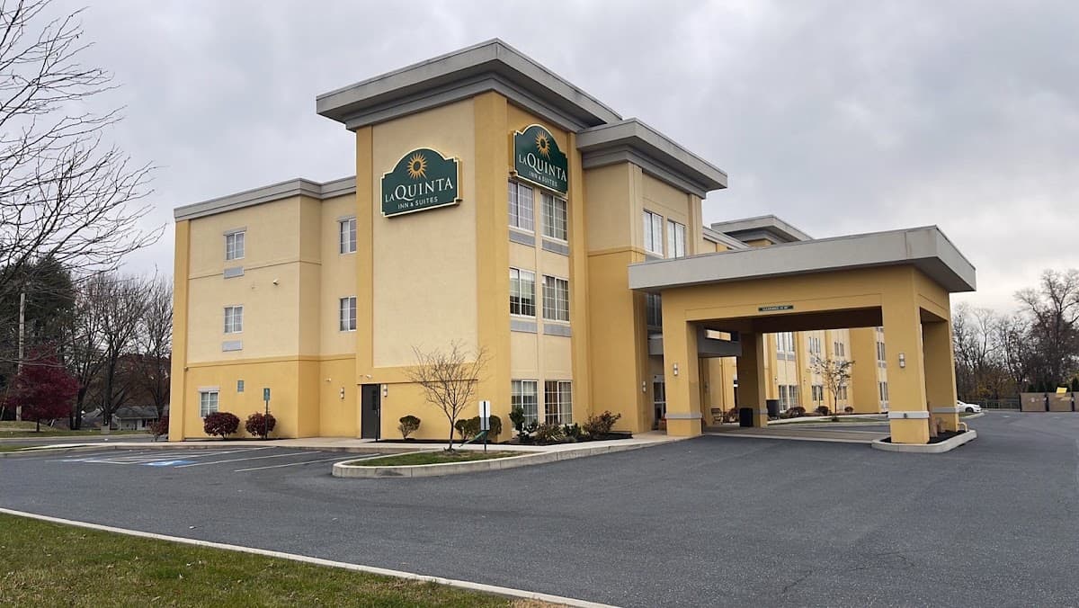 La Quinta Inn & Suites Harrisburg Hershey, Hotel in Skyline View