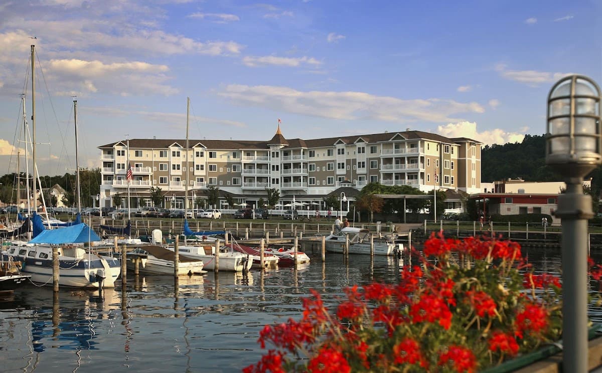 Watkins Glen Harbor Hotel, Hotel in Watkins Glen