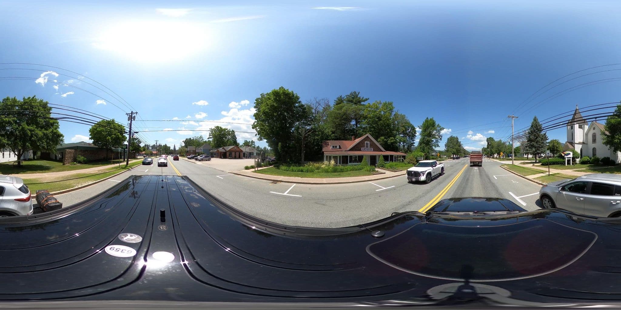 Street view near Maple Leaf Motel, North Conway — © Lanka6359 (CC BY-SA · Mapillary)