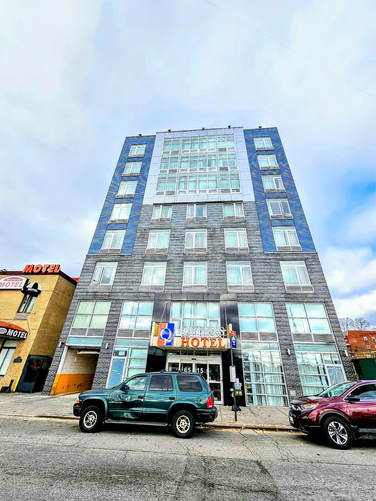 The Queens Hotel, Hotel in Woodside