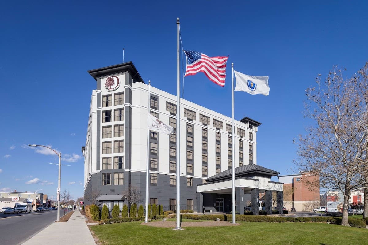 DoubleTree by Hilton Boston Logan Airport Chelsea, Hotel in Chelsea