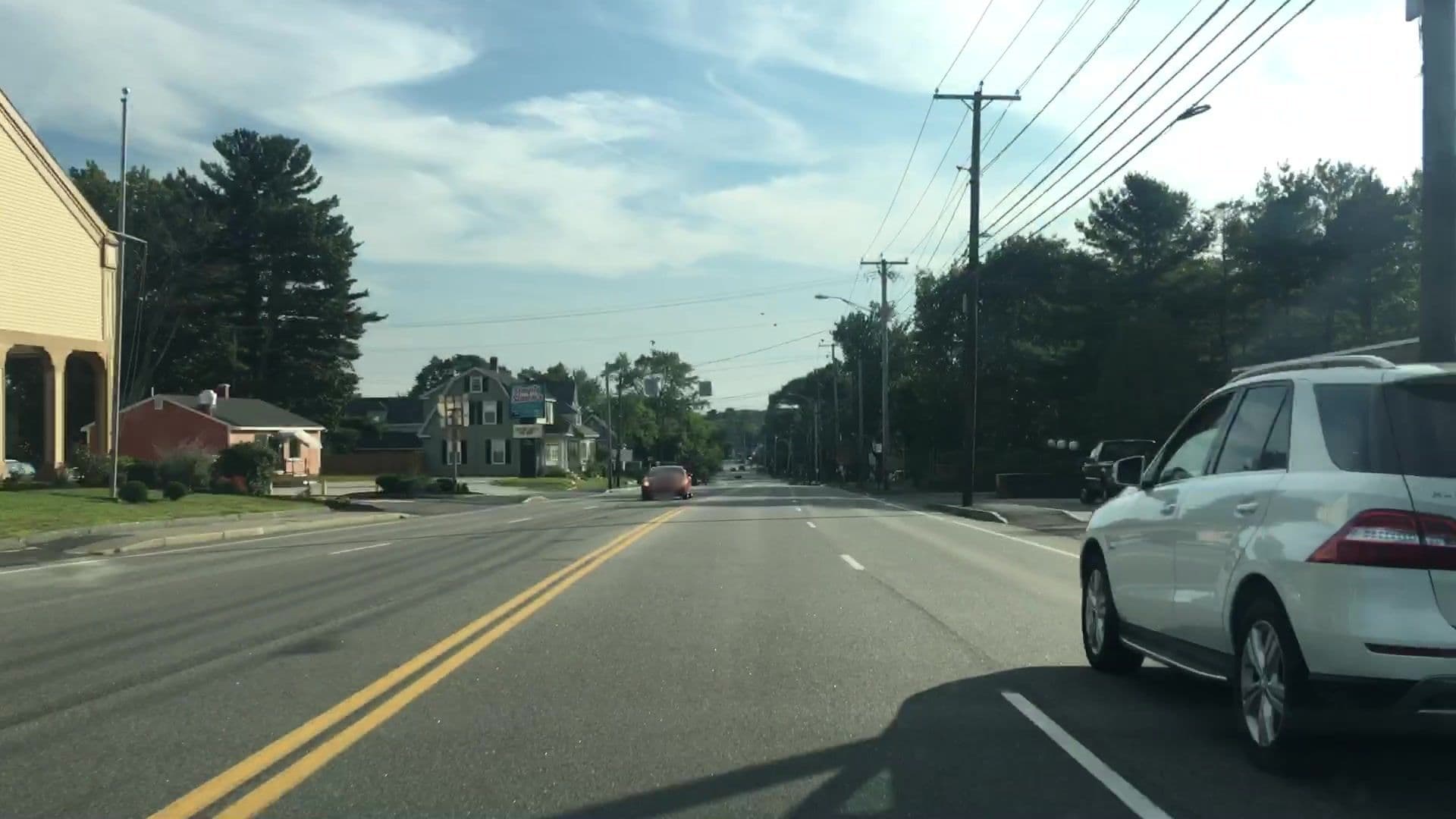 Street view near Quality Inn, South Portland Gardens — © lvl5 (CC BY-SA · Mapillary)