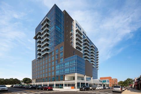 Four Points by Sheraton Flushing, Hotel in College Point