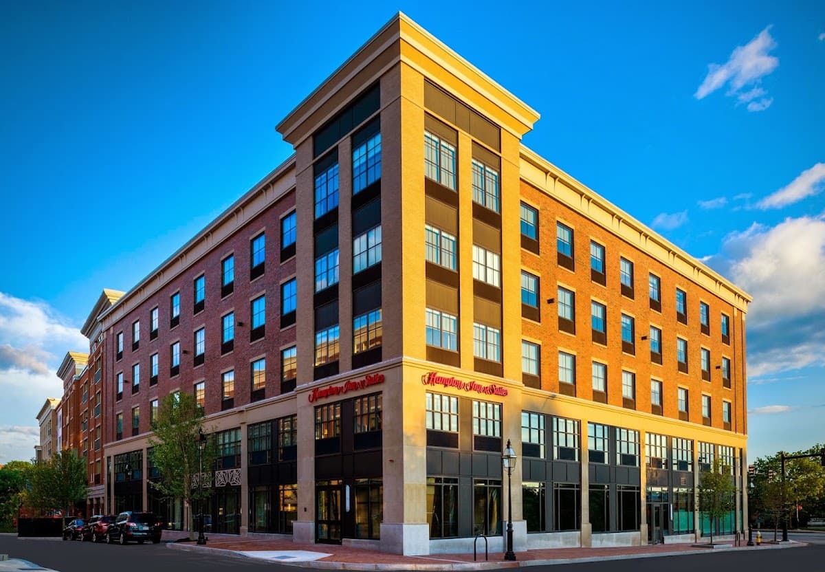 Hampton Inn & Suites Portsmouth Downtown, Hotel in Kittery
