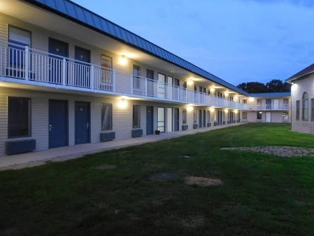 Whaler Inn and Suites, Hotel in Smith Mills