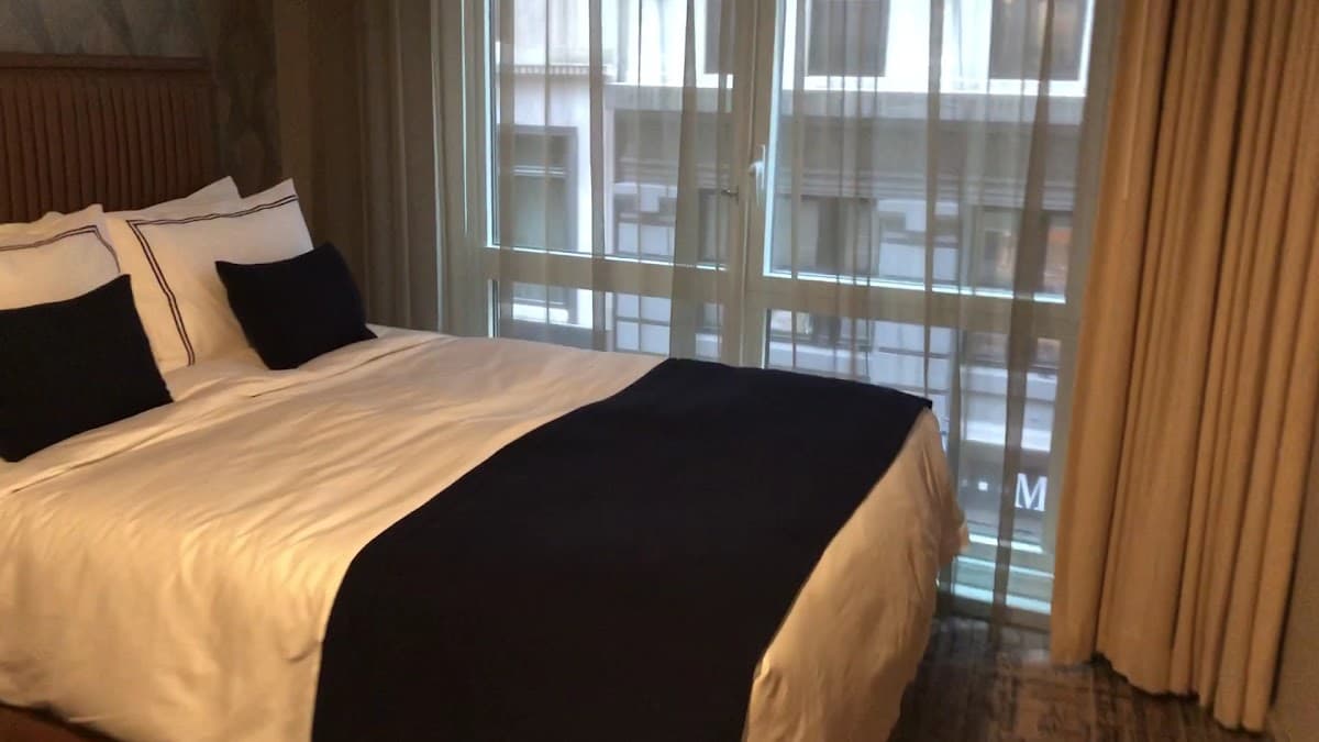 The Artezen, Hotel in Financial District