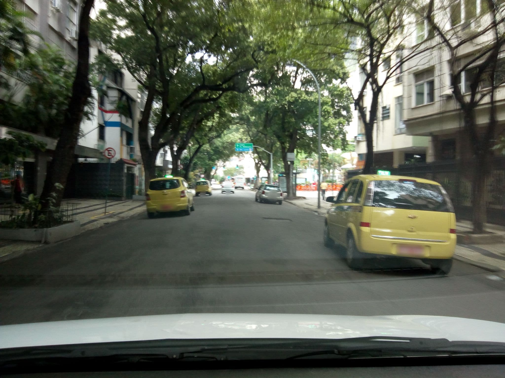 Street view near El Misti Rio, Copacabana — © marciosampaio (CC BY-SA · Mapillary)